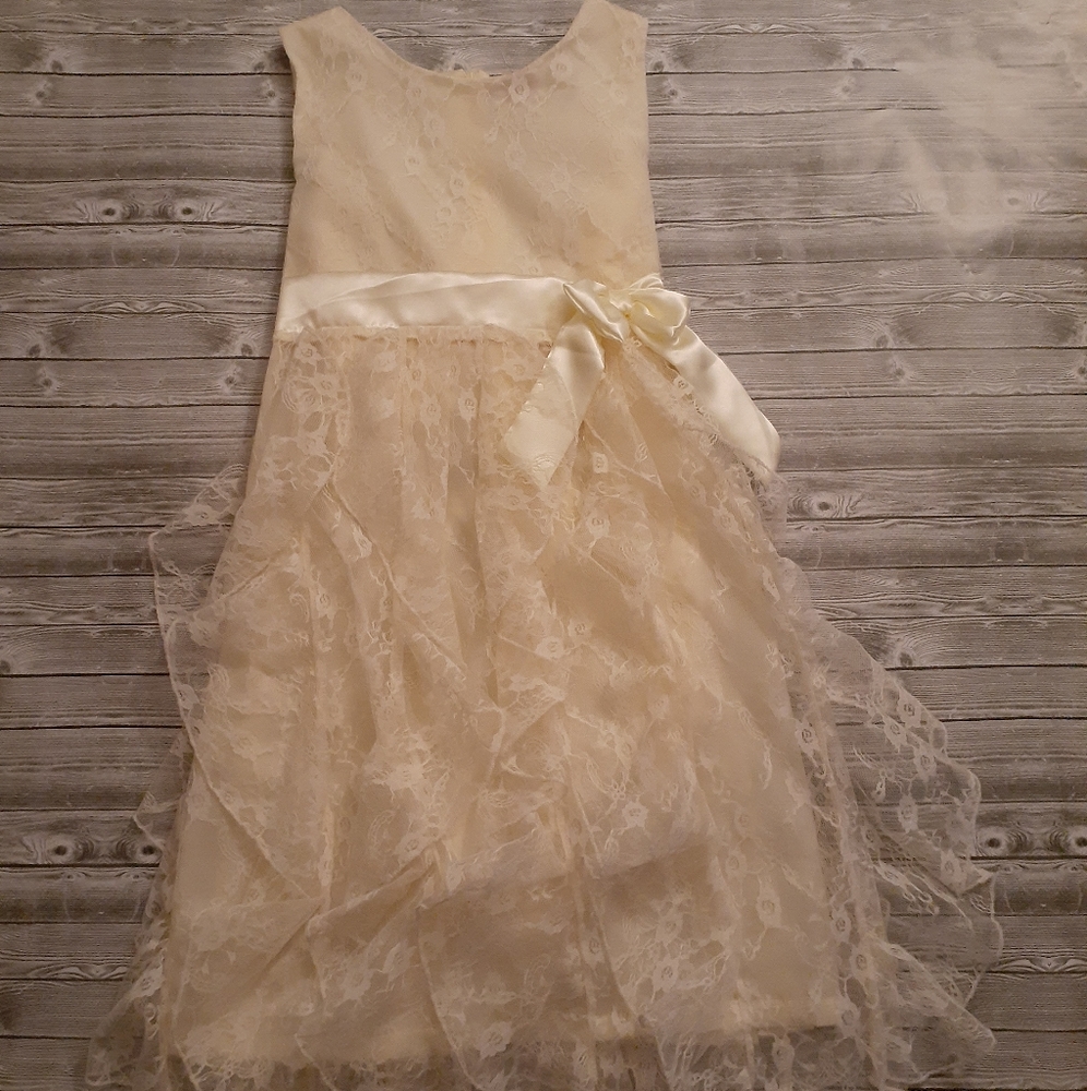 *NWT* 10/$40 Aviva Girls Dress